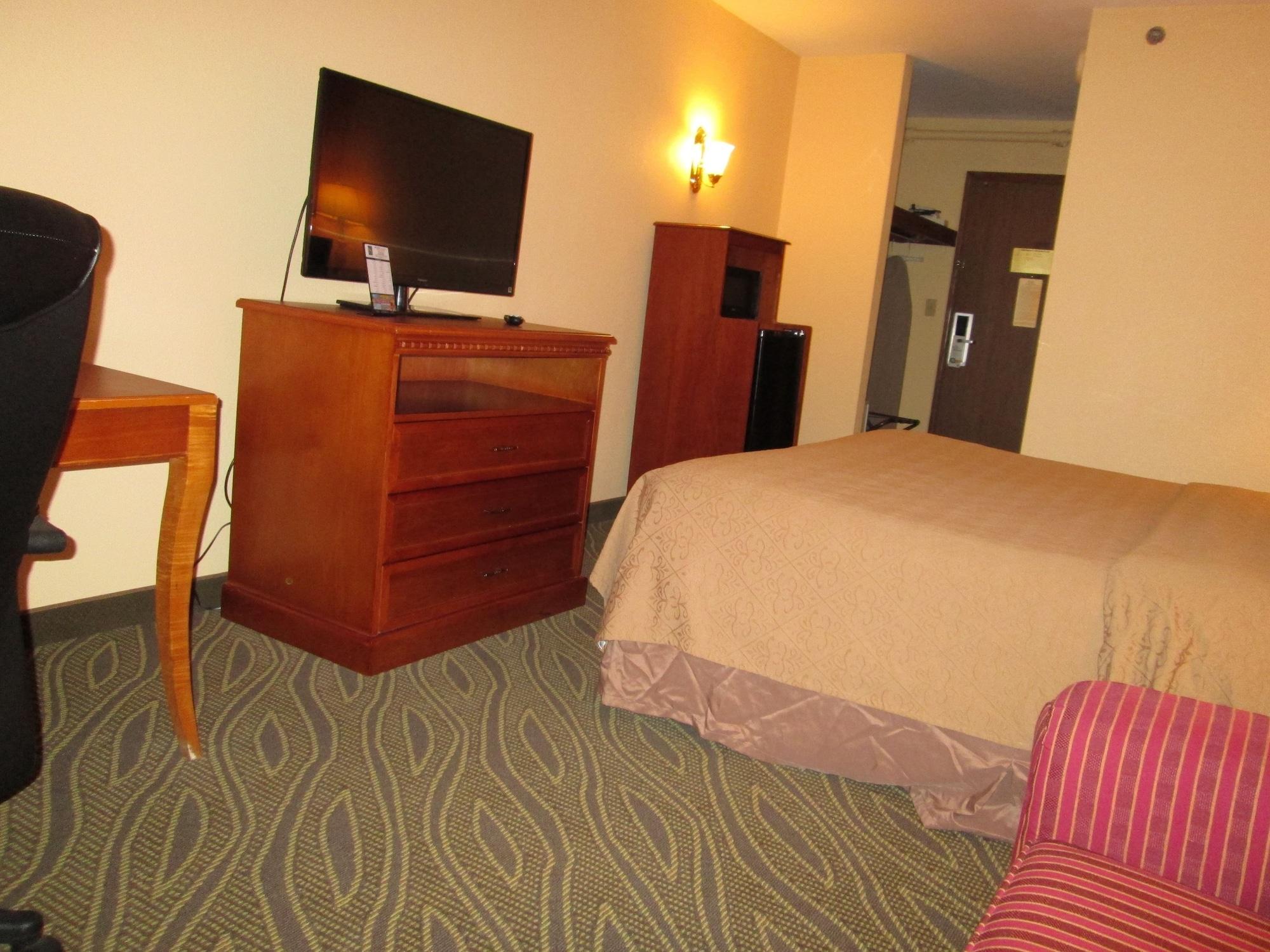 Quality Inn Of Gaylord Bagian luar foto