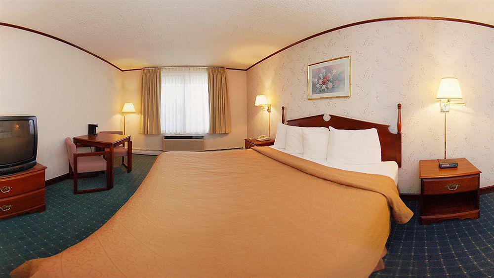 Quality Inn Of Gaylord Bagian luar foto